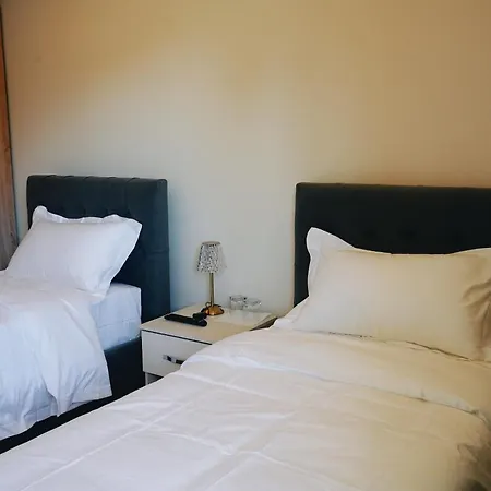 Ufo Center Hotel